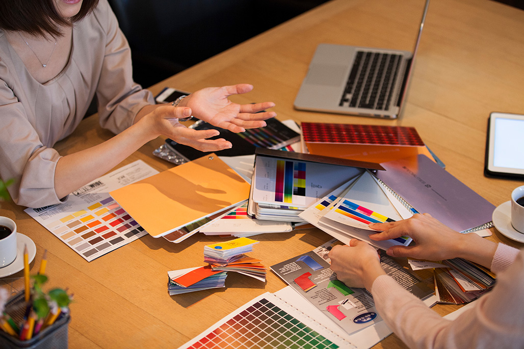 日本の伝統色ハローキティ | DIC COLOR STORE